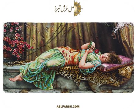 تابلو فرش دستباف دختر خوابیده